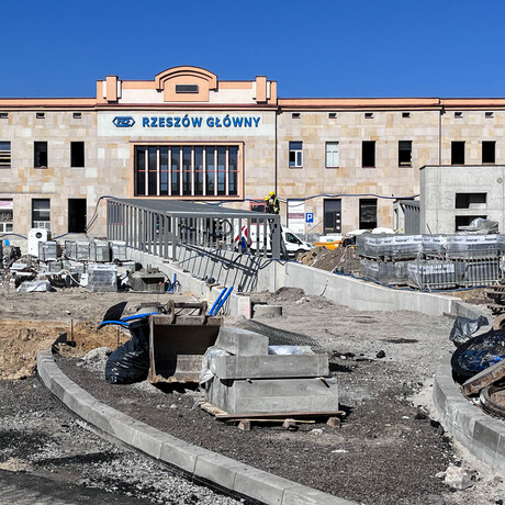 Budowa Rzeszowskiego Centrum Komunikacyjnego zbliża się do końca [wrzesień 2023] - fot 31